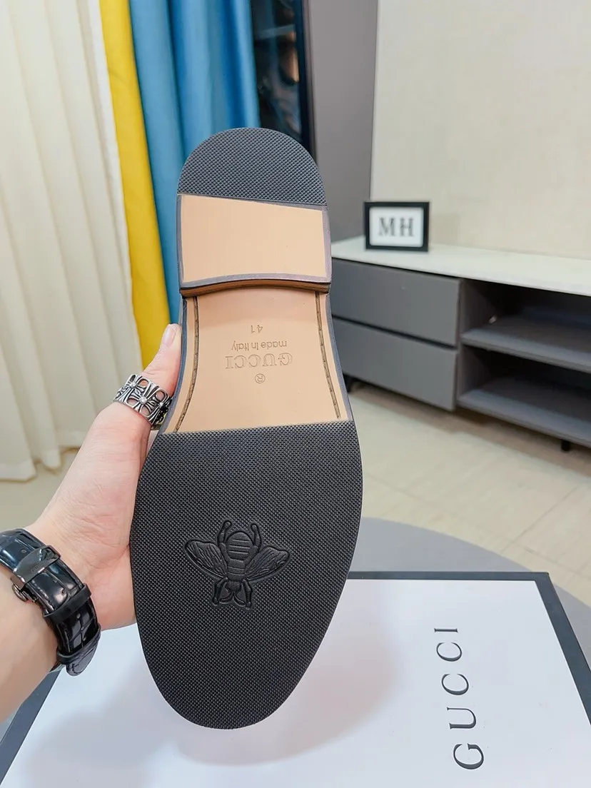 Men's shoes💰520🌸🌸【GUCCi】Original calfskin, water-dyed cowhide lining, original outsole, men's and women's fashion, formal casual leather shoes, slip-on men's and women's shoes series, young fashion, European and American trends, British style, random matching, comfortable feet, standard code: men's size 38-44 (45 can be customized)\nGrade: same style as the official website, original quality
